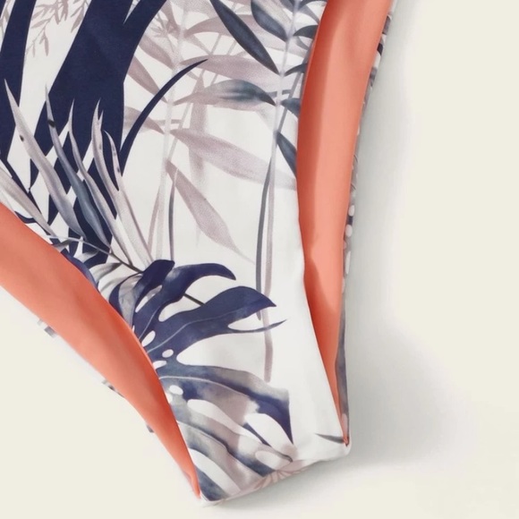 NWT• Palma One Piece (Hanakini Sample) - Picture 6 of 8